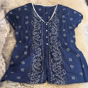 Cotton paisley nave & white top S